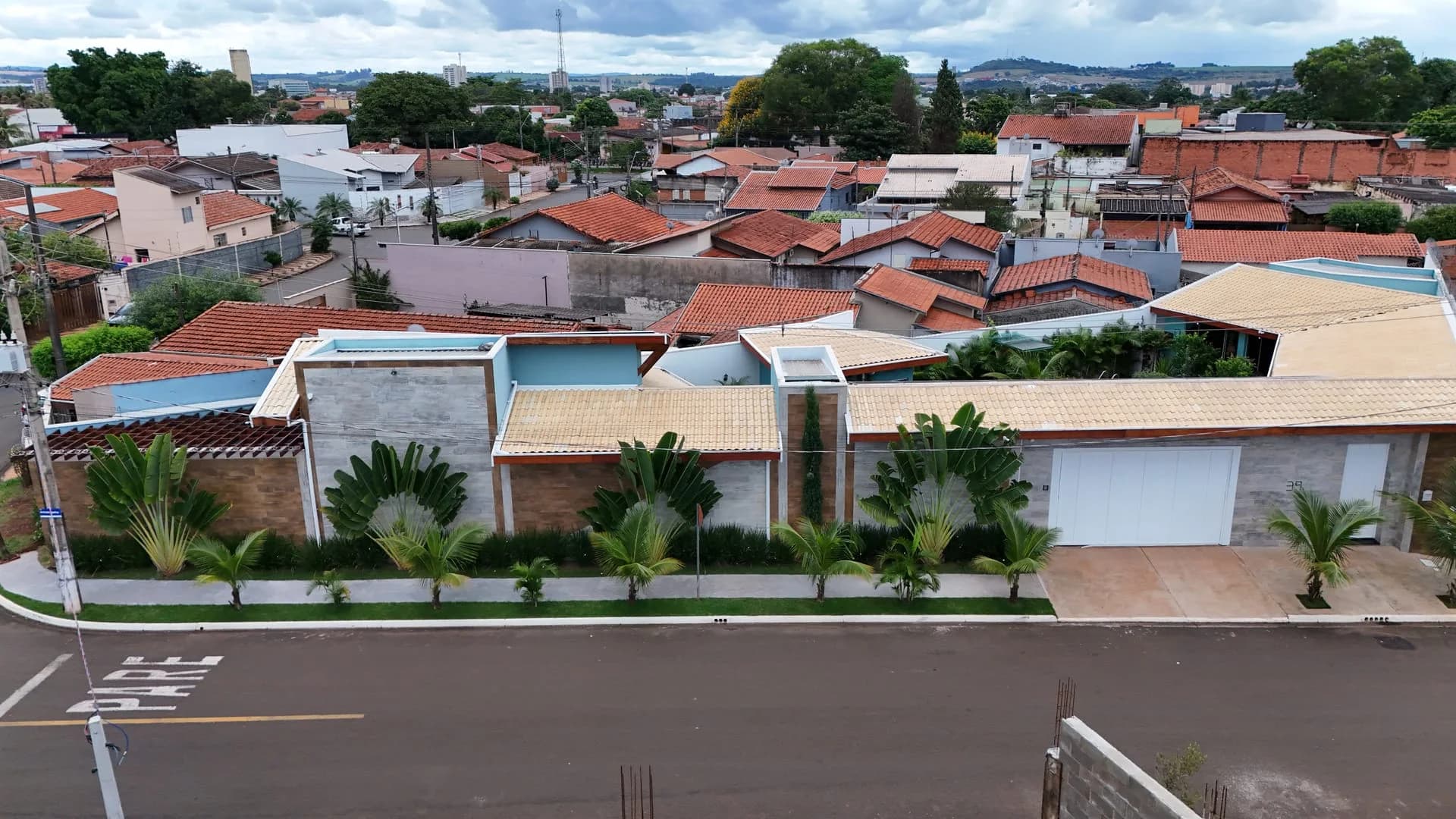 Casa à venda Jardim Nova Santa Rita, 522 m2 - Leme SP — foto 2